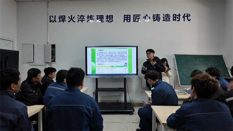 名企进万通，焊接好前程！中联重科专场招聘会在我校圆满举行